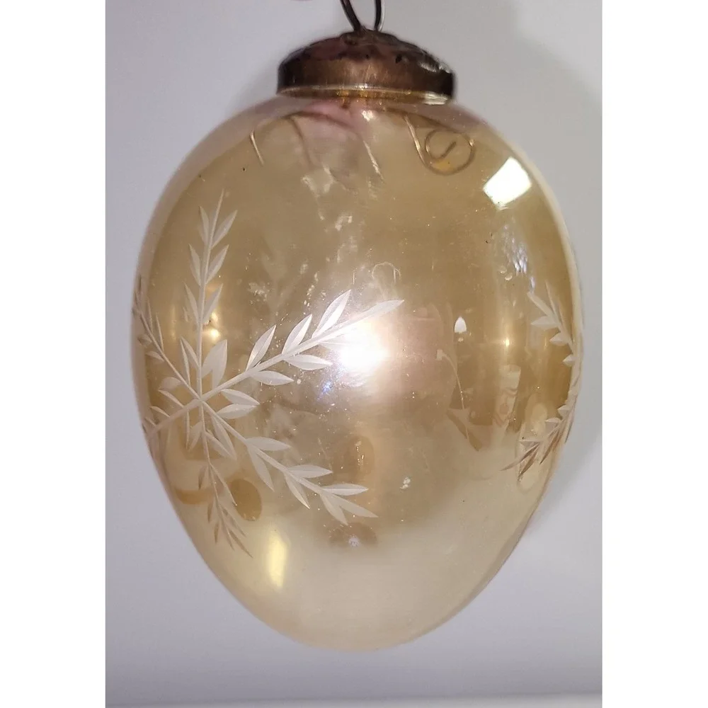 Vintage Hand‑Blown Glass Christmas Ornaments Etched Snowflake German/Czech MCM